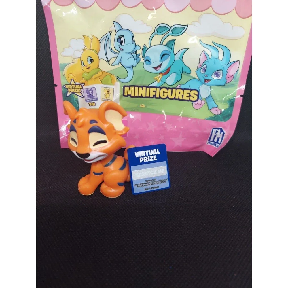 Neopets Phatmojo Minifigure Blind Bag Kougra with Bag and Code